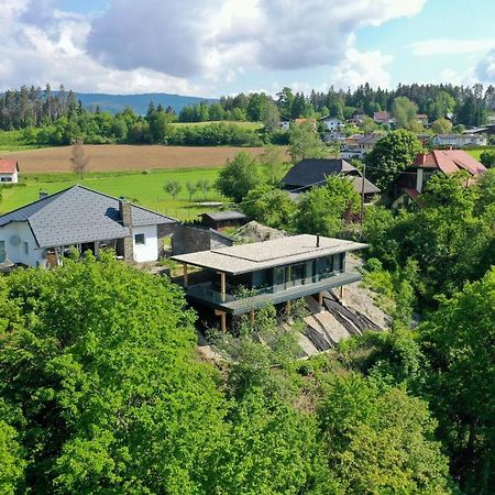 Modernes Ferienhaus Mit Panoramablick ローゼック エクステリア 写真