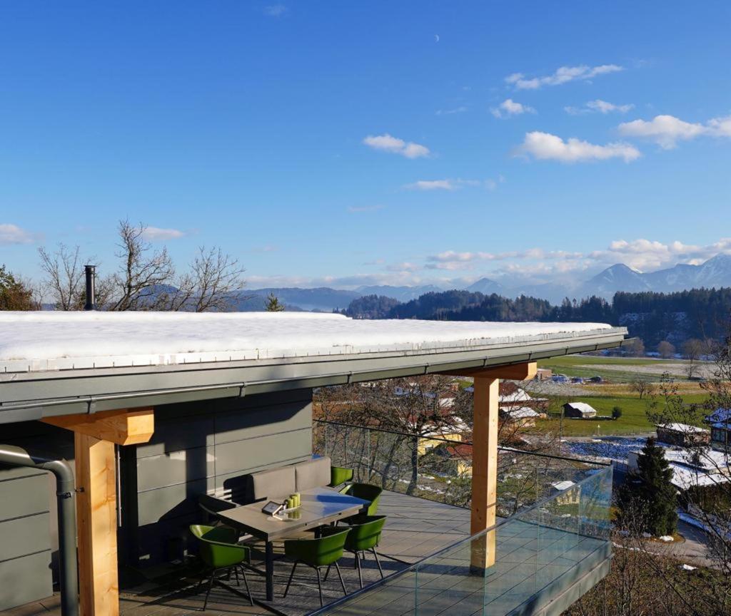 Modernes Ferienhaus Mit Panoramablick ローゼック エクステリア 写真